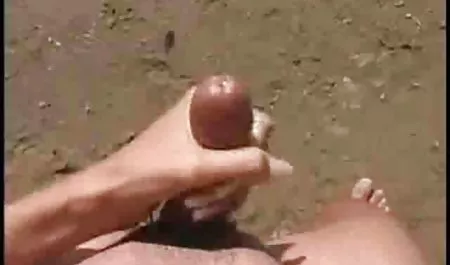 La ecuatorianas caseras xxx señora Blake vio su pene en el culo jugoso