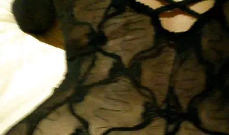 Un hombre de sexo de masaje en todos los video xxx de ecuatorianas agujeros
