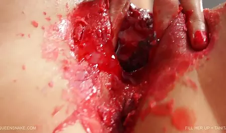 Levantó un bebé humano Nina Elle con un masaje de videos de ecuatorianas xxx pies